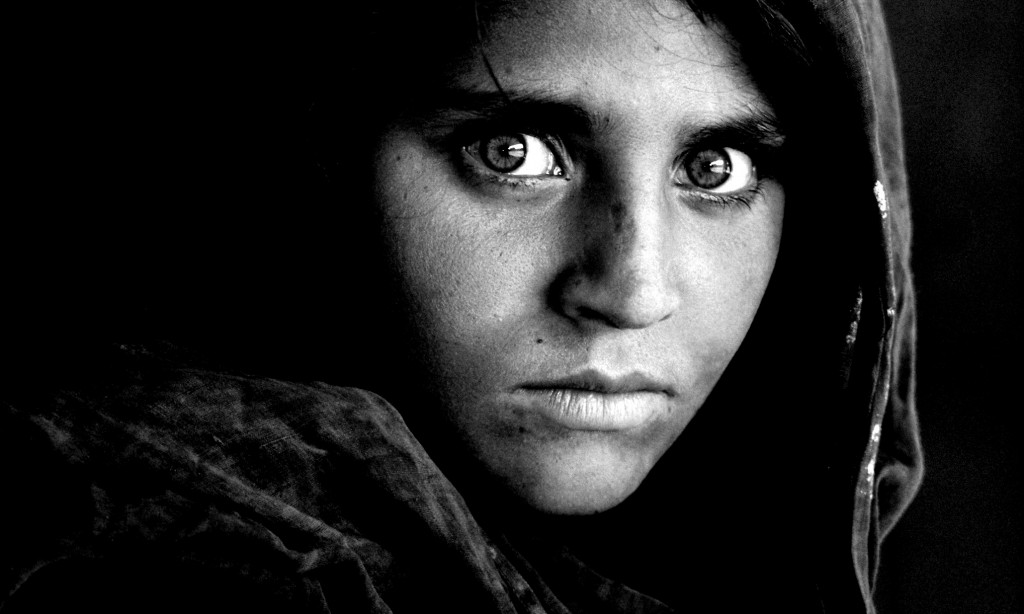 PAKISTAN. Peshawar. 1984. Afghan Girl at Nasir Bagh refugee camp.