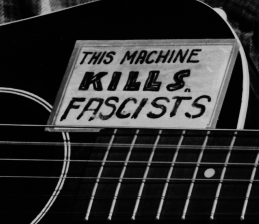 Σκοτώνοντας φασίστες -κάθε Κυριακή απόγευμα