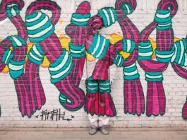 Η γαλήνια ενσωμάτωση στον τοίχο